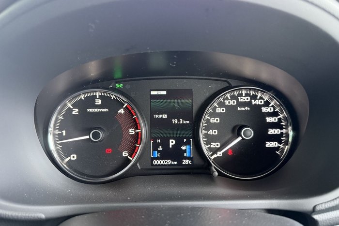 2024 Mitsubishi Pajero Sport GLX