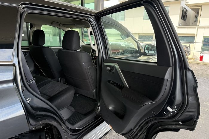 2024 Mitsubishi Pajero Sport GLX