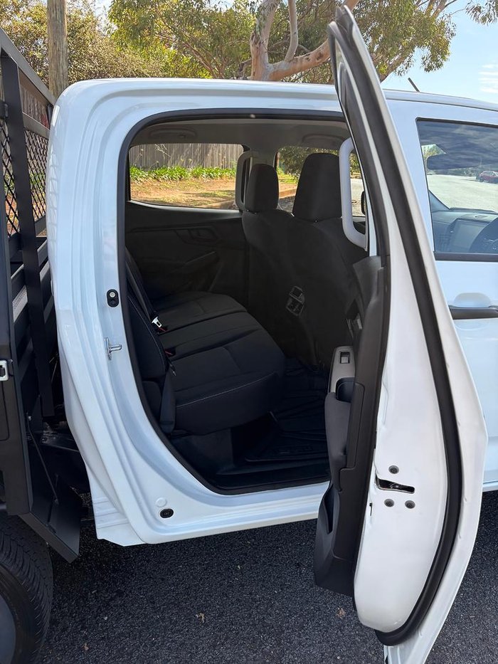 2025 Isuzu D-MAX SX
