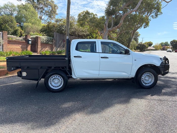 2025 Isuzu D-MAX SX