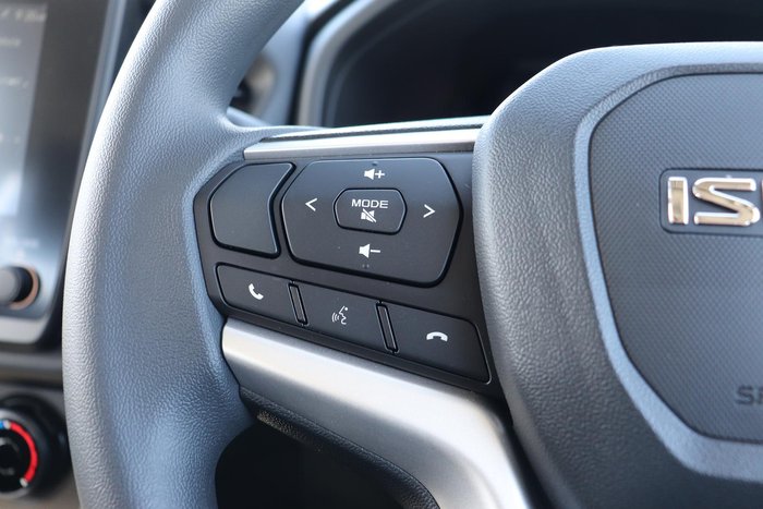 2025 Isuzu D-MAX SX High Ride