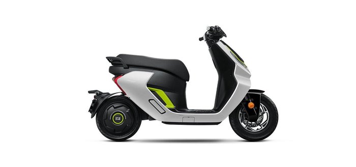 2026 ZEEHO AE6+ AE White