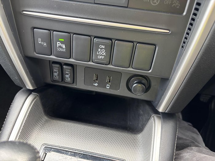 2021 Mitsubishi Triton GSR