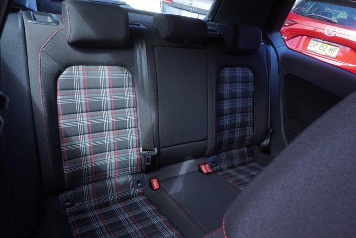 2017 Volkswagen Golf GTI Original