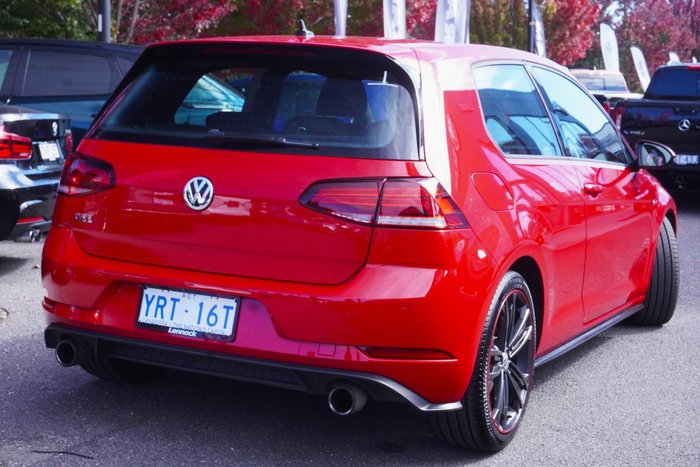2017 Volkswagen Golf GTI Original