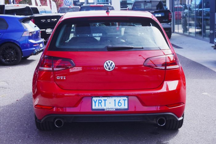 2017 Volkswagen Golf GTI Original