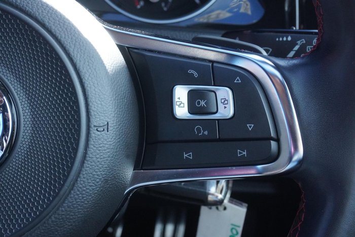 2017 Volkswagen Golf GTI Original