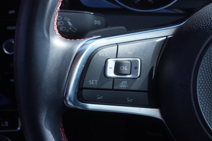 2017 Volkswagen Golf GTI Original