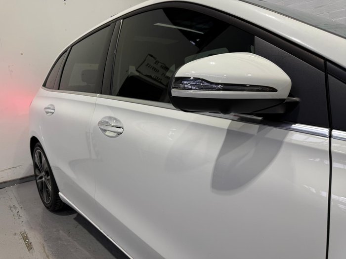 2019 Mercedes-Benz B-Class B180