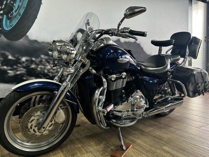 2010 Triumph THUNDERBIRD BLUE