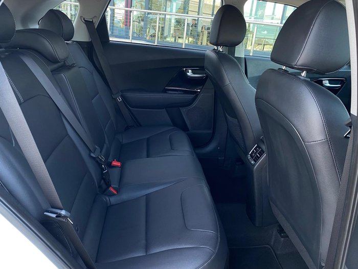 2022 Kia Niro Hybrid Sport