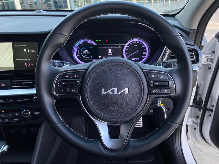 2022 Kia Niro Hybrid Sport