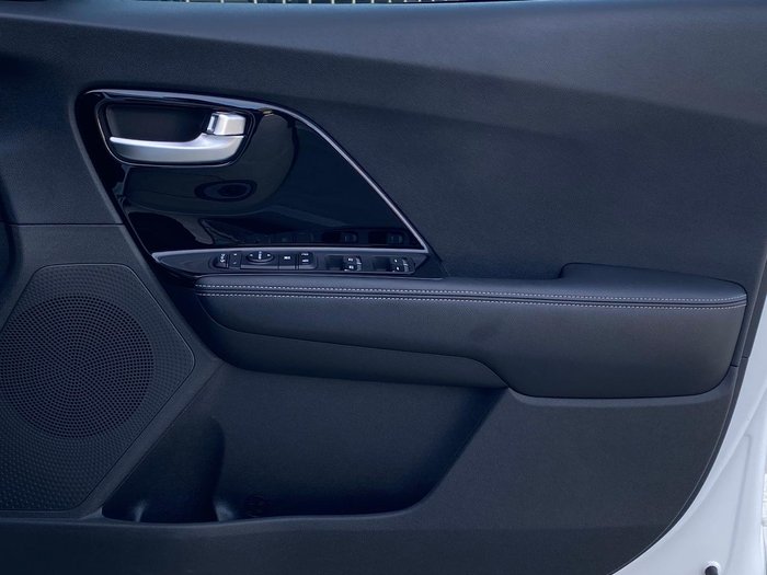2022 Kia Niro Hybrid Sport