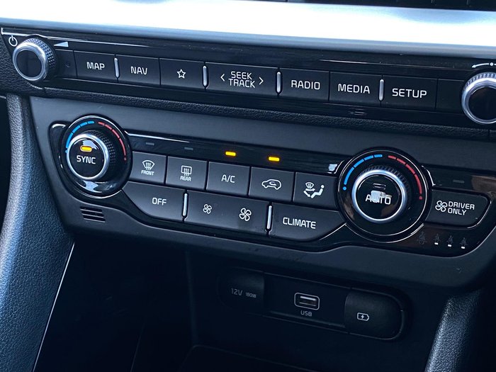 2022 Kia Niro Hybrid Sport