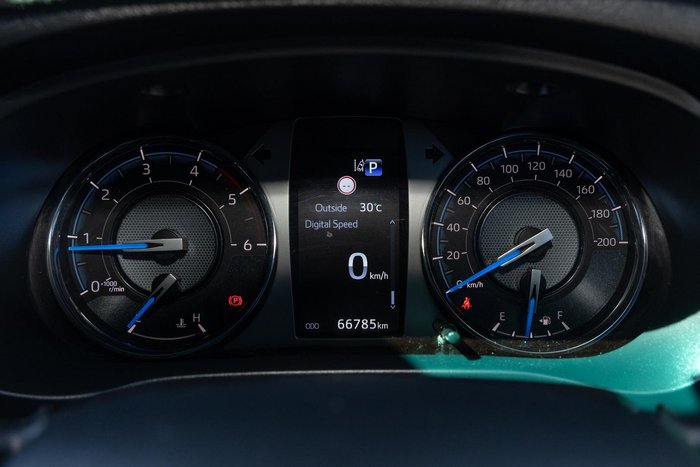 2023 Toyota Hilux Rogue