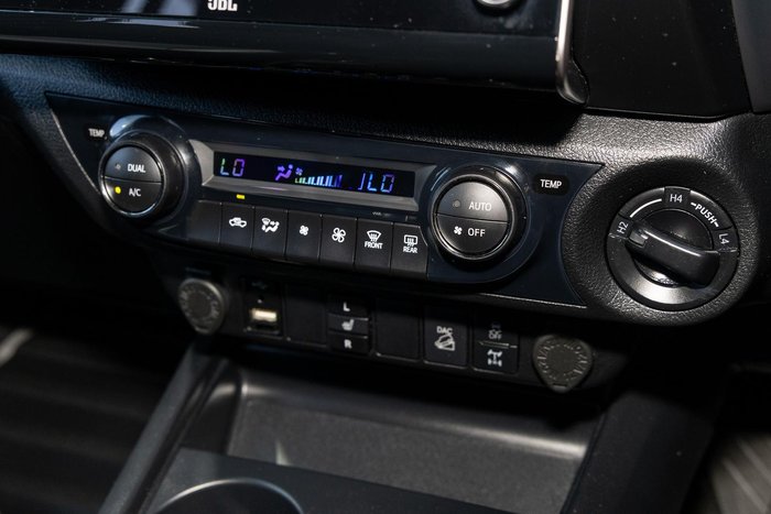 2023 Toyota Hilux Rogue