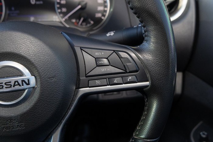 2021 Nissan Navara ST-X
