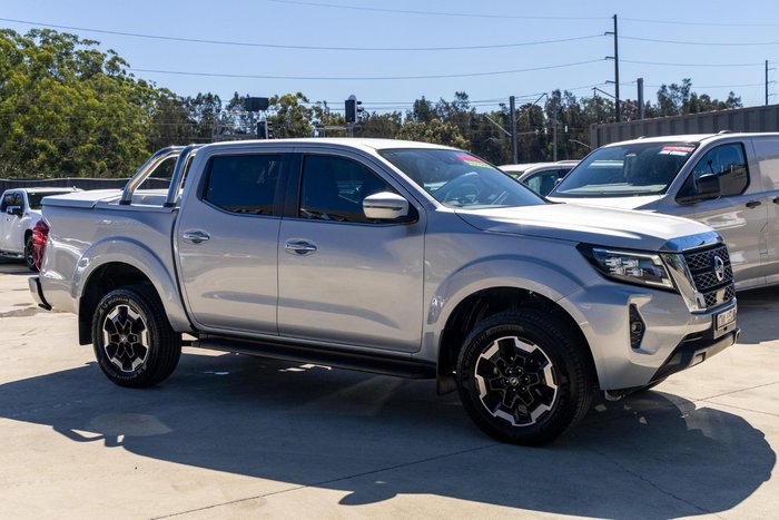 2021 Nissan Navara ST-X