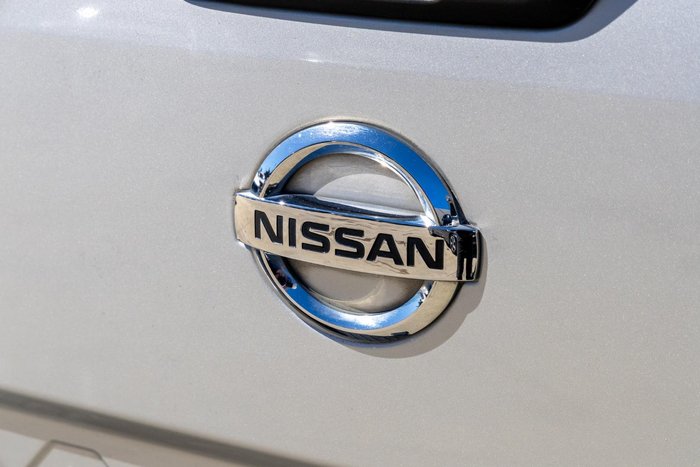 2021 Nissan Navara ST-X