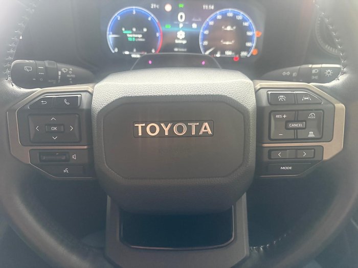 2024 Toyota Landcruiser Prado Altitude