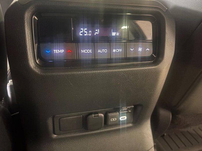 2024 Toyota Landcruiser Prado Altitude
