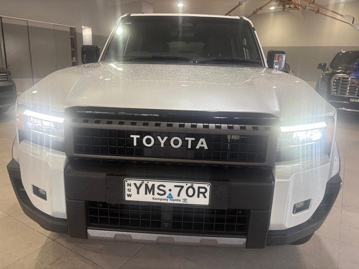 2024 Toyota Landcruiser Prado Altitude