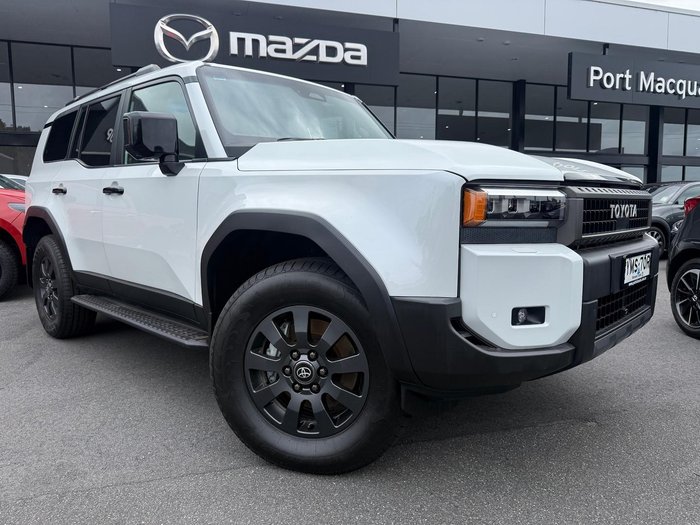 2024 Toyota Landcruiser Prado