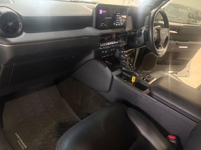 2024 Toyota Landcruiser Prado Altitude