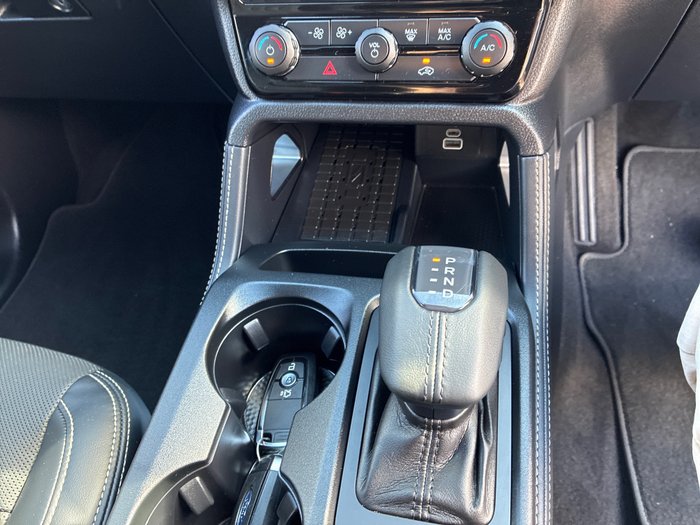 2024 Ford Everest Platinum