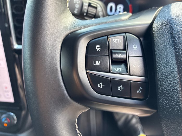 2024 Ford Everest Platinum