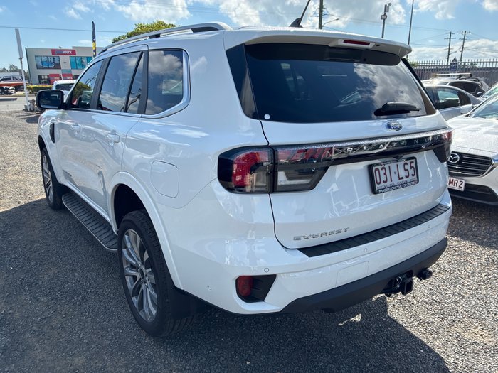 2024 Ford Everest Platinum