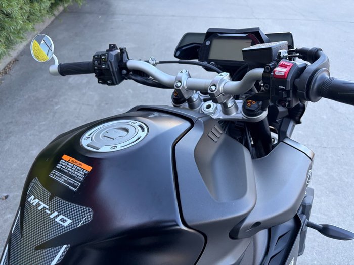 2018 Yamaha MT-10A Black