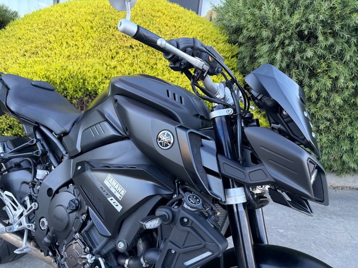 2018 Yamaha MT-10A Black