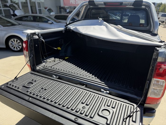 2015 Nissan Navara ST