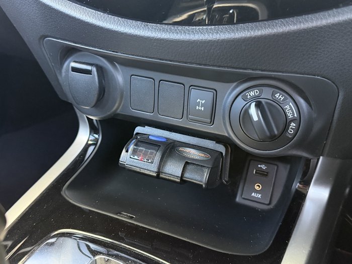 2015 Nissan Navara ST