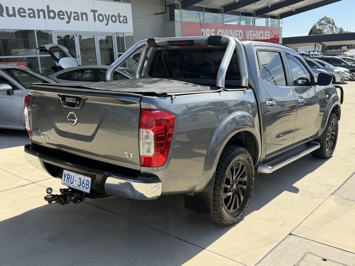2015 Nissan Navara ST