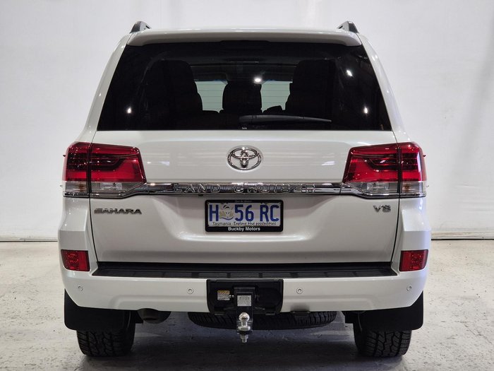 2018 Toyota Landcruiser Sahara VDJ200R 4X4 Dual Range White