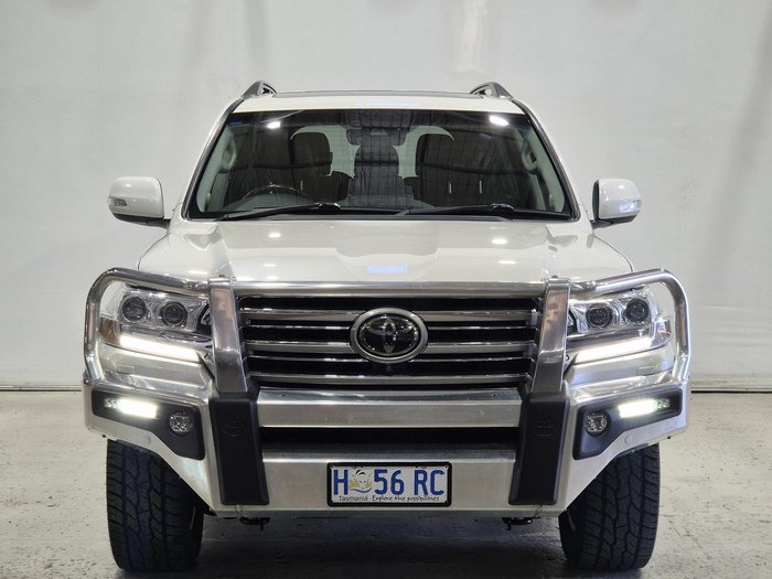 2018 Toyota Landcruiser Sahara VDJ200R 4X4 Dual Range White