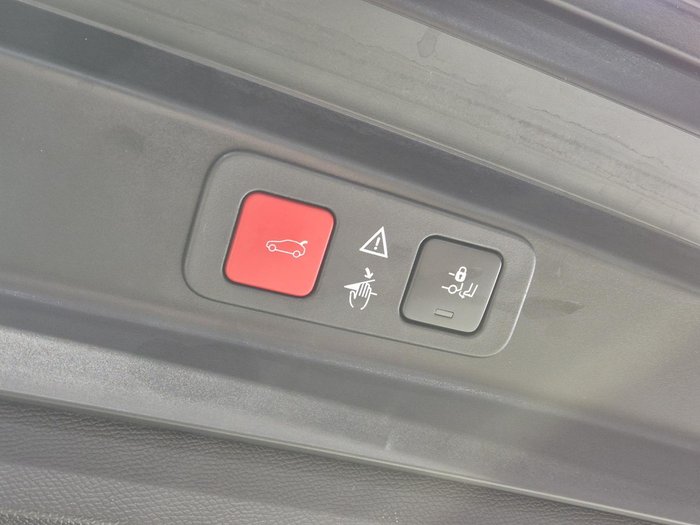 2021 Peugeot 5008 GT