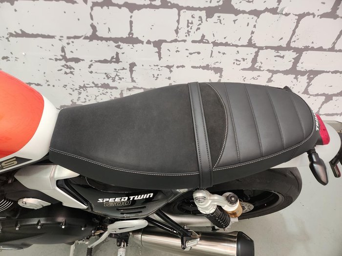 2025 Triumph Speed Twin 1200 RS Speed Twin Orange