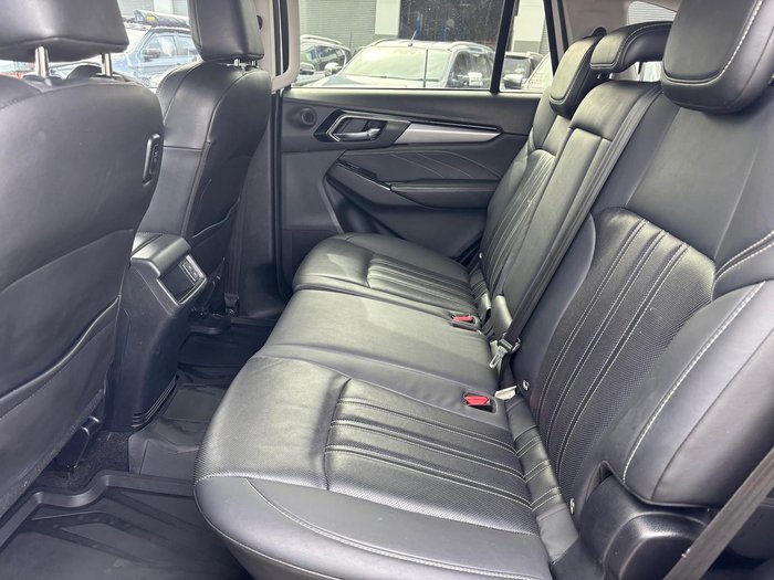 2021 Isuzu MU-X LS-T