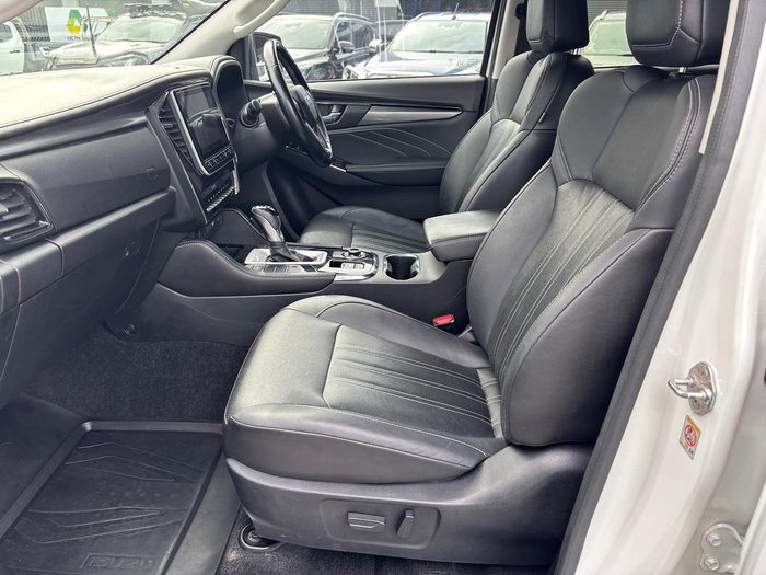 2021 Isuzu MU-X LS-T