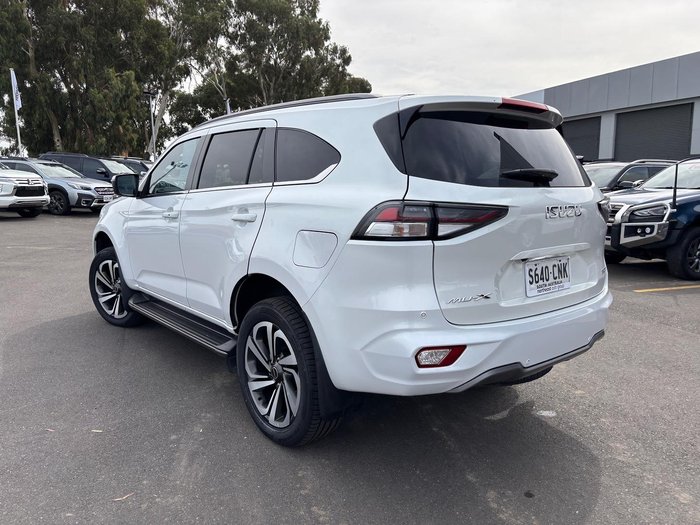 2021 Isuzu MU-X LS-T