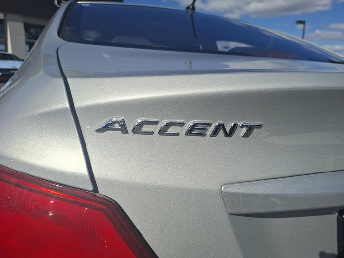 2014 Hyundai Accent Active