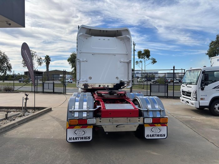 2020 Western Star 4800 Series 4800 FXB White