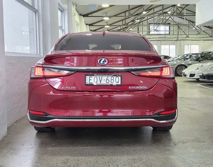 2021 Lexus ES 300h Sports Luxury