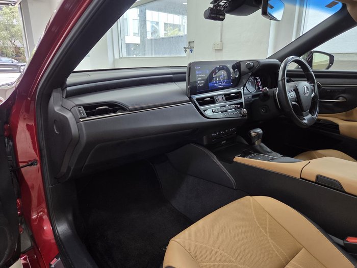 2021 Lexus ES 300h Sports Luxury