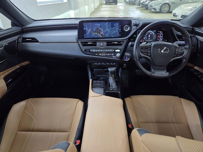 2021 Lexus ES 300h Sports Luxury