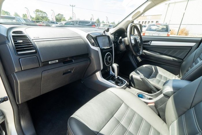 2019 Isuzu MU-X LS-T