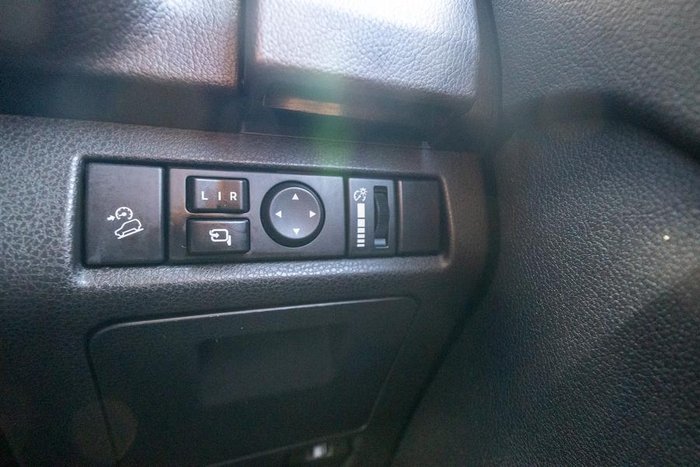 2019 Isuzu MU-X LS-T